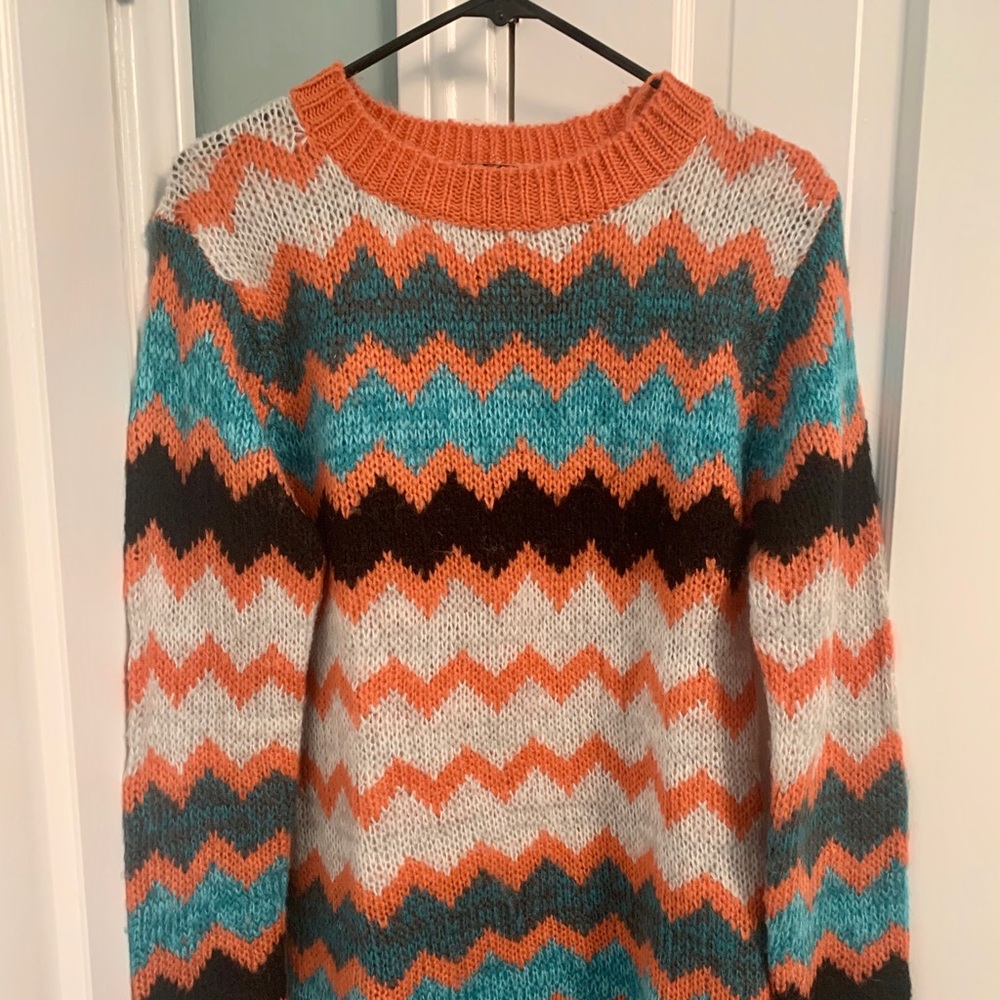 Cute winter sweater!